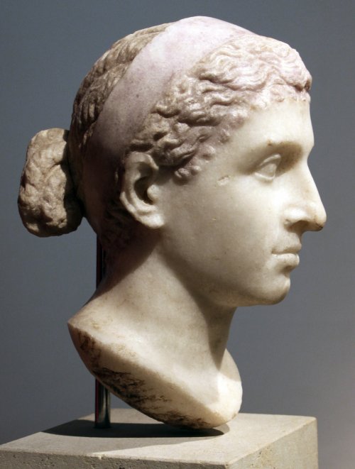 Busto de Cleópatra VII.