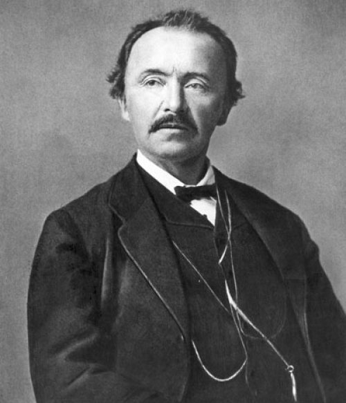 O arqueólogo amador Heinrich Schliemann (1822-1890), que descobriu as ruínas de Tróia e Micenas.