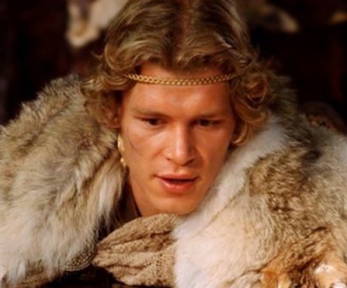 Filotas foi interpretado pelo ator Joseph Morgan.