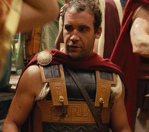 Cratero, no filme Alexandre de 2005. Interpretado por Rory McCann.